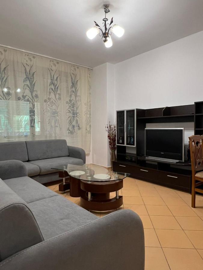 Leonard Apartment Tirana Exterior photo